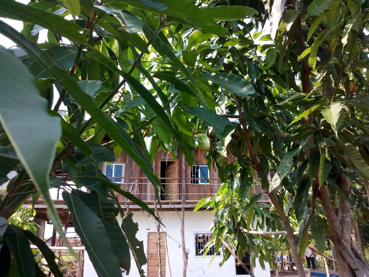 Bonsai Hotel Koh Rong Sanloem Bagian luar foto