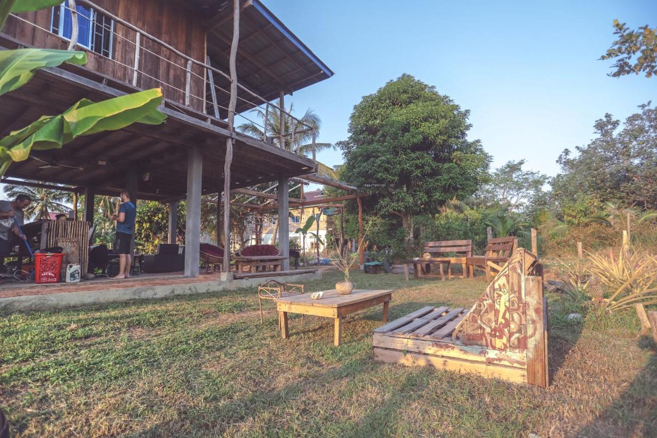 Bonsai Hotel Koh Rong Sanloem Bagian luar foto