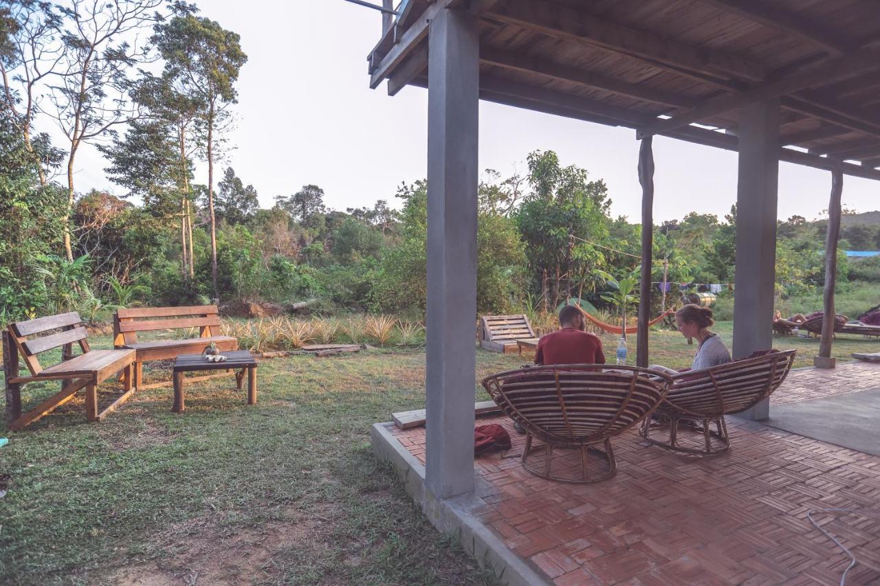 Bonsai Hotel Koh Rong Sanloem Bagian luar foto