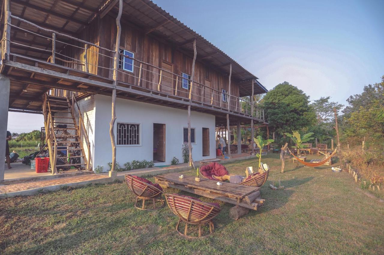 Bonsai Hotel Koh Rong Sanloem Bagian luar foto
